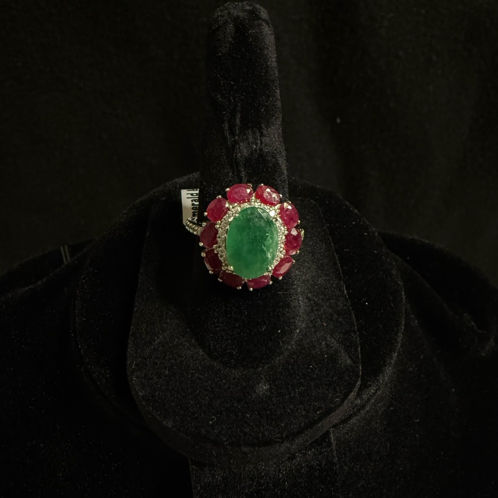 Stunning 925 Sterling Silver Ring with Emerald Green and Ruby Red Stones